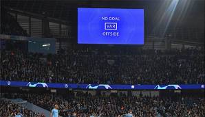 Beim englischen Gipfeltreffen in der Champions League schied City spektakulär durch eine VAR-Entscheidung in der letzten Sekunde noch aus.