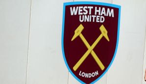 West Ham United hat einen Fan mit einem lebenslangen Stadionverbot belehgt.