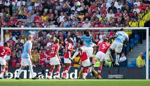 Am 5. Spieltag der Saison gingen die Gastgeber durch ein Eigentor von Arsenal-Keeper Manuel Almunia früh in Führung, Robin van Persie gelang nach 62 Minuten der Ausgleich, der nicht lange halten sollte.