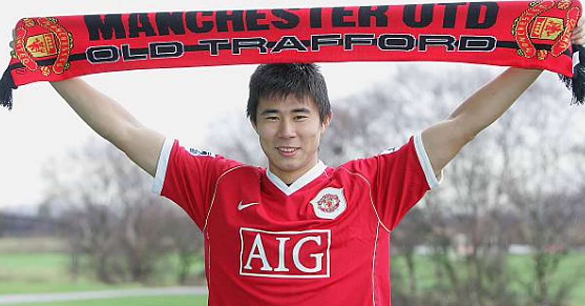 Mit 18 kam er aus China zu Manchester United, der Hype war riesig. Doch heute erinnert sich kaum noch jemand an das vermeintliche Top-Talent Fangzhuo Dong.