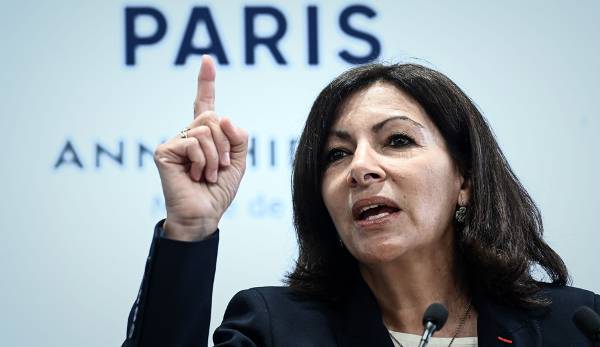 Anne Hidalgo ist Bürgermeisterin von Paris.