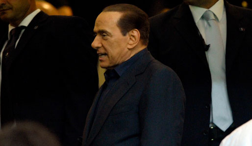 Milan-Klubboss Silvio Berlusconi kämpft um die Konkurrenzfähigkeit seines AC Milan in Europa