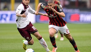 Adel Taarabt (r.) soll weiterhin in Mailand bleiben