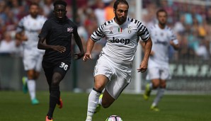 Gonzalo Higuain hat in der Sommerpause ein bisschen an Gewicht zugelegt