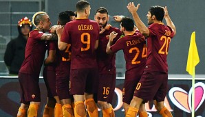 Die Roma bejubelt ein 4:1 gegen US Palermo