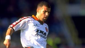 LUIGI DI BAGIO: Bekannt für seine Zeit bei der AS startete der beinharte Mittelfeldspieler mit dem Spitznamen “Il Gladiatore” seine Karriere bei Lazio. Über Monza und Foggia landete er 1995 bei der Roma.