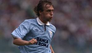 HONORABLE MENTIONS - Thomas Doll (von 1991 bis 1994 bei Lazio Rom/ 1996-1998 bei AS Bari): Der erste ostdeutsche Fußballer in der Serie A. Wechselte für 15 Mio. Mark zu Lazio und sanierte den damals hochverschuldeten HSV somit.
