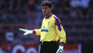 Tor – FRANCESCO TOLDO (von 1993 bis 2001 bei Florenz): Bei Milan bekam er nie die Chance, bei der Fiorentina reifte der Nationaltorhüter schließlich zur Weltklasse. Holte später mit Inter noch vier Meisterschaften sowie die Königsklasse 2010.
