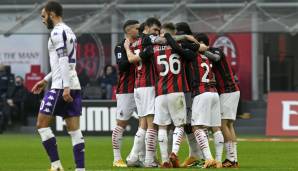 Der AC Mailand verteidigt seine Tabellenführung in der italienischen Serie A.