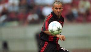 Der Angreifer wechselte im Sommer 2001 zu Milan, nachdem er für Alaves im UEFA-Pokal geglänzt hatte. Moreno floppte aber und wechselte nach einer Saison zurück nach Spanien. Gut für Milan: Atletico zahlte immerhin 13 Mio. Euro für ihn.