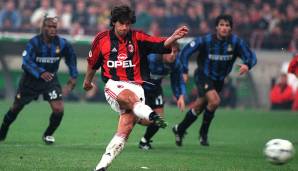Das Milan-Eigengewächs war zwischen 1991 und 2000 unumstrittener Stammspieler bei den Rossoneri. Ging mit 31 Jahren per Leihe zu Atletico Madrid und wechselte dann ablösefrei zu Lazio. Spielte 2005 mit 33 noch ein halbes Jahr für Barca.
