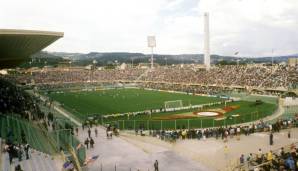 Stadio Artemio Franchi in Florenz (damals 41.300 Plätze): Bereits 1931 bezog die AC Florenz das damalige Stadio Giovanni Berta. Zur WM 1990 wurde die Leichtathletikanlage durch zusätzliche Sitzplätze ersetzt.