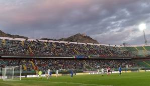 Nach dem zweiten Weltkrieg wurde es in Stadio La Favorita umbenannt. Seit 2002 heißt es zu Ehren des langjährigen Klubpräsidenten Stadio Renzo Barbera.