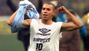 Platz 21 - RONALDO: 25 Tore für Inter Mailand in der Saison 1997/98