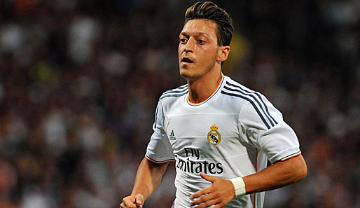 Mesut Özil ist in Madrid nicht mehr glücklich und wurde offenbar Manchester United angeboten