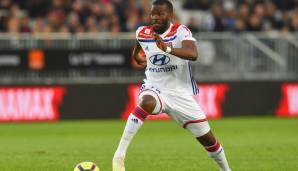 Deutlich wahrscheinlicher ist ein Transfer von TANGUY NDOMBELE (bis 2023 bei Olympique Lyon unter Vertrag). Real hat laut AS bereits "positive Gespräche" mit dem 22 Jahre alten Mittelfeldspieler und dessen Berater geführt.