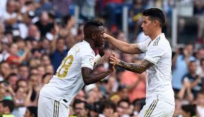 Real Madrids Rückkehrer James Rodriguez hat sich am zweiten Spieltag in LaLiga beim 1:1 gegen Real Valladolid verletzt. Der Kolumbianer wurde bereits in der 57. Spielminute durch Vinicius Junior ersetzt.