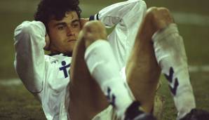 Überhaupt wurde in der Saison 1994/95 fleißig rotiert: Neben Dubovsky trugen auch Rafael Martin Vazquez, Jose Amavisca, Alfonso und der junge Luis Enrique (Foto) die Nummer. Oh, und ein gewisser 17-Jähriger namens Raul.