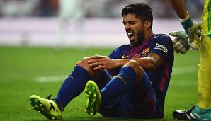 Barcelonas Luis Suarez musste sich einer Operation am rechten Knie unterziehen.