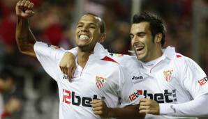 LUIS FABIANO: Von 2005 bis 2011 zählte Luis Fabiano beim FC Sevilla zu den gefährlichsten Stürmern in Spanien. In 225 Spielen für die Andalusier gelangen dem Mittelstürmer 104 Treffer. 2006 gewann er mit Sevilla zudem den UEFA Cup.