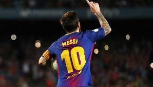 Lionel Messi (von 2008 bis 2021): Sein Debüt gab Messi, als er am 16. Oktober 2004 für Deco eingewechselt wurde, mit der Nummer 30. Zwei Jahre lang trug er auch noch die 19 auf dem Rücken, ehe er die 10 prägte wie kein anderer.