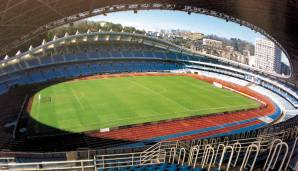 REAL SOCIEDAD: Estadio Anoeta. Erst 1993 eröffnet, aufgrund eines Sponsoringvertrags mit einer Versicherung heißt es offiziell "Reale Arena". Seit einem 2019 abgeschlossenen Umbau ist die Leichtathletikanlage weg, 39.500 Zuschauer finden nun Platz.