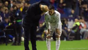 Angesichts der jüngsten Muskelverletzung, die Hazard erneut auf unbestimmte Zeit zum Zuschauen verdammt, ist auch Trainer Zidane ratlos: "Irgendetwas stimmt da nicht. Wir alle wollen ihm helfen. Ich hoffe, dass er bald wieder bei uns sein wird."