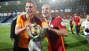 Erstes Finale - erster Titel: Lukas Podolski ist türkischer Supercup-Sieger