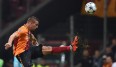 Lukas Podolski musste verletzt ausgewechselt werden
