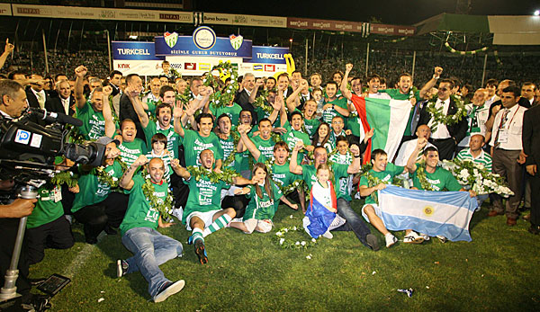 Bursaspor krönte sich 2010 sensationell zum türkischen Meister.