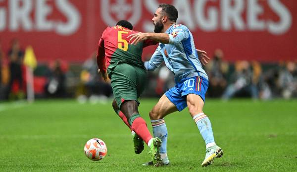 Viel Kampf, wenig Spiel: Die erste Halbzeit von Portugal vs. Spanien bot nur wenige Highlights.