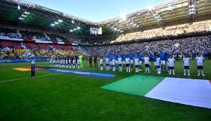Deutschland zerlegt am 4. Spieltag der Nations League Italien mit 5:2. Viele starke Auftritte, aber vor allem ein Flick-Neuling überragt. Bei Italien gibt es gleich zwei Sechser. Die Noten des Spiels.