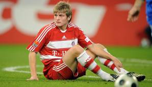 Toni Kroos verletzte sich im Jahr 2008 bei einem Hobbykick mit Freunden. Den Bayern tischte er eine andere Geschichte auf.