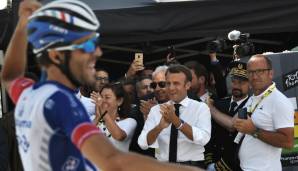 2019 brachte Macrons Anwesenheit seinen Landsleuten Glück: Auf der 14. Etappe zum Col du Tourmalet siegte Thibaut Pinot.