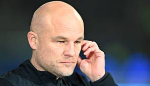 Schalke-Sportdirektor Rouven Schröder äußert sich zur Trainersuche.