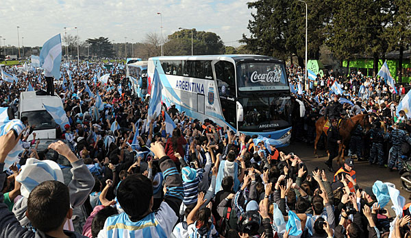 Die Argentinier bereiteten ihrer Mannschaft einen herzlichem Empfang