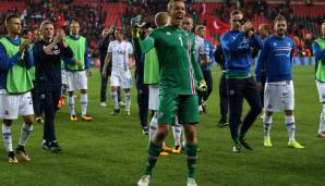 ISLAND: Zum ersten Mal überhaupt hat sich die Kulttruppe der EM 2016 nun auch für eine Weltmeisterschaft qualifiziert - durch einen Gruppensieg vor Kroatien und der Ukraine