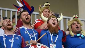 Einen Knabenchor par excellence haben die isländischen Fans auf die Beine gestellt.