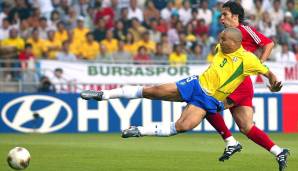 WM 2002 in Südkorea und Japan: 2002 fand eine WM erstmals in zwei Ländern statt. Ronaldo schoss Brasilien mit acht Treffern zum Weltmeistertitel. Die persönliche Auszeichnung des besten Torschützen gab es oben drauf.