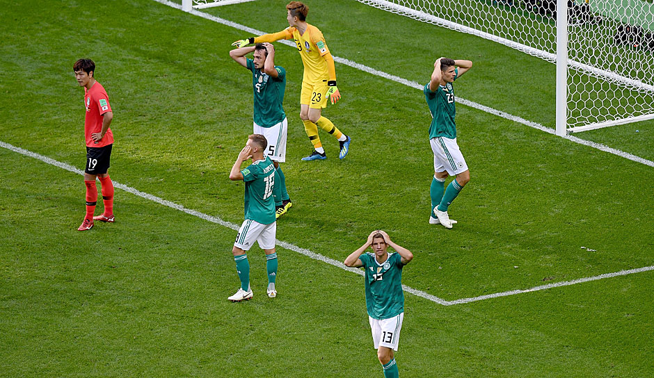 Der Tag, an dem Deutschland zum ersten Mal in seiner WM-Geschichte nach der Gruppenphase ausschied, jährt sich am 27. Juni zum vierten Mal. Beim 0:2 gegen Südkorea versagte das DFB-Team. Hier die SPOX-Noten und -Einzelkritiken von damals.