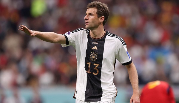 Thomas Müller warnt das DFB-Team vor zu viel Leichtsinn.