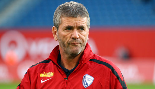 Der VfL Bochum mit Trainer Friedhelm Funkel belegt derzeit den 17. Tabellenplatz in der 2. Liga