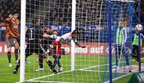 Der letzte Sieg der Paulianer liegt mittlerweile schon fast ein ganzes Jahrzehnt zurück: Am 16. Februar 2011 köpfte Gerald Asamoah St. Pauli gegen eine legendäre HSV-Truppe um van Nistelrooy und Ze Roberto zum 1:0 Sieg - dem ersten Derby-Erfolg seit 1977.