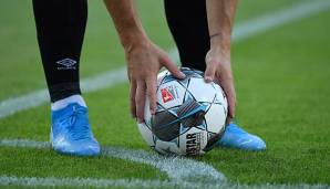 Heute rollt der Spielball der 2. Bundesliga auf drei Plätzen.