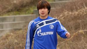 JUNMIN HAO (2009 von TJ Teda): Der erste Chinese im Schalker Trikot fand sein Glück nicht wirklich in Gelsenkirchen. Er kam durchaus zu ein paar Einsätzen, aber nichts, was einem vom Hocker riss. Ging ein Jahr später zurück nach China. Note: 4,5.