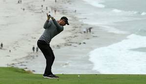 Deutschlands Top-Golfer Martin Kaymer hat bei der 119. US Open im kalifornischen Pebble Beach frühzeitig alle Chancen auf ein Top-Resultat verspielt.