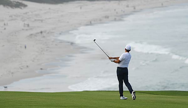 Der Pebble Beach Golf Links gehört nicht umsonst zu den Traumzielen eines jeden Profi-Spielers. Allerdings birgt die Platzanlage auch Herausforderungen, da der Wind fast immer eine entscheidende Rolle spielt.
