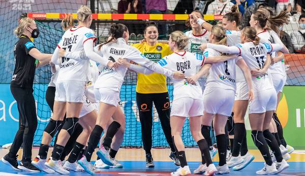 Kapitänin Emily Bölk macht sich trotz der Demütigung der deutschen Handballerinnen gegen Dänemark "keine Sorgen" mit Blick auf das WM-Viertelfinale gegen Spanien.