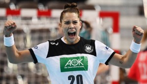 Emily Bölk will sich mit den deutschen Handballerinen für die WM 2023 qualifizieren.