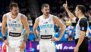 Luka Doncic diskutierte bei der EuroBasket 2022 viel mit den Referees.